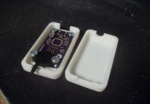 Snap-together 3D-printable clamshell housing for openSip+Puff