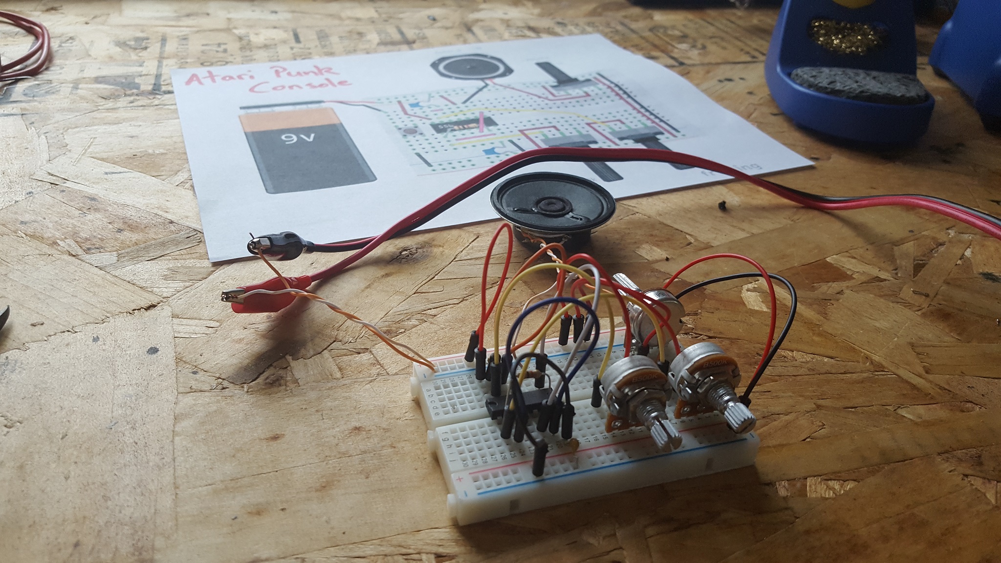 Atari Punk Console synthesizer build workshop for SOUNDRY camp